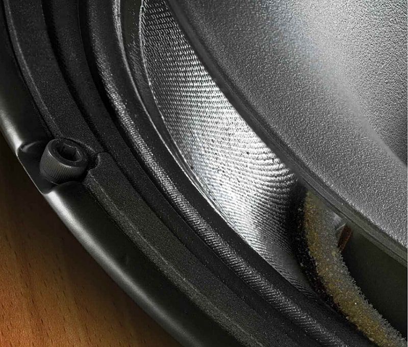 Monitor 12 (image hifi 02/2016)